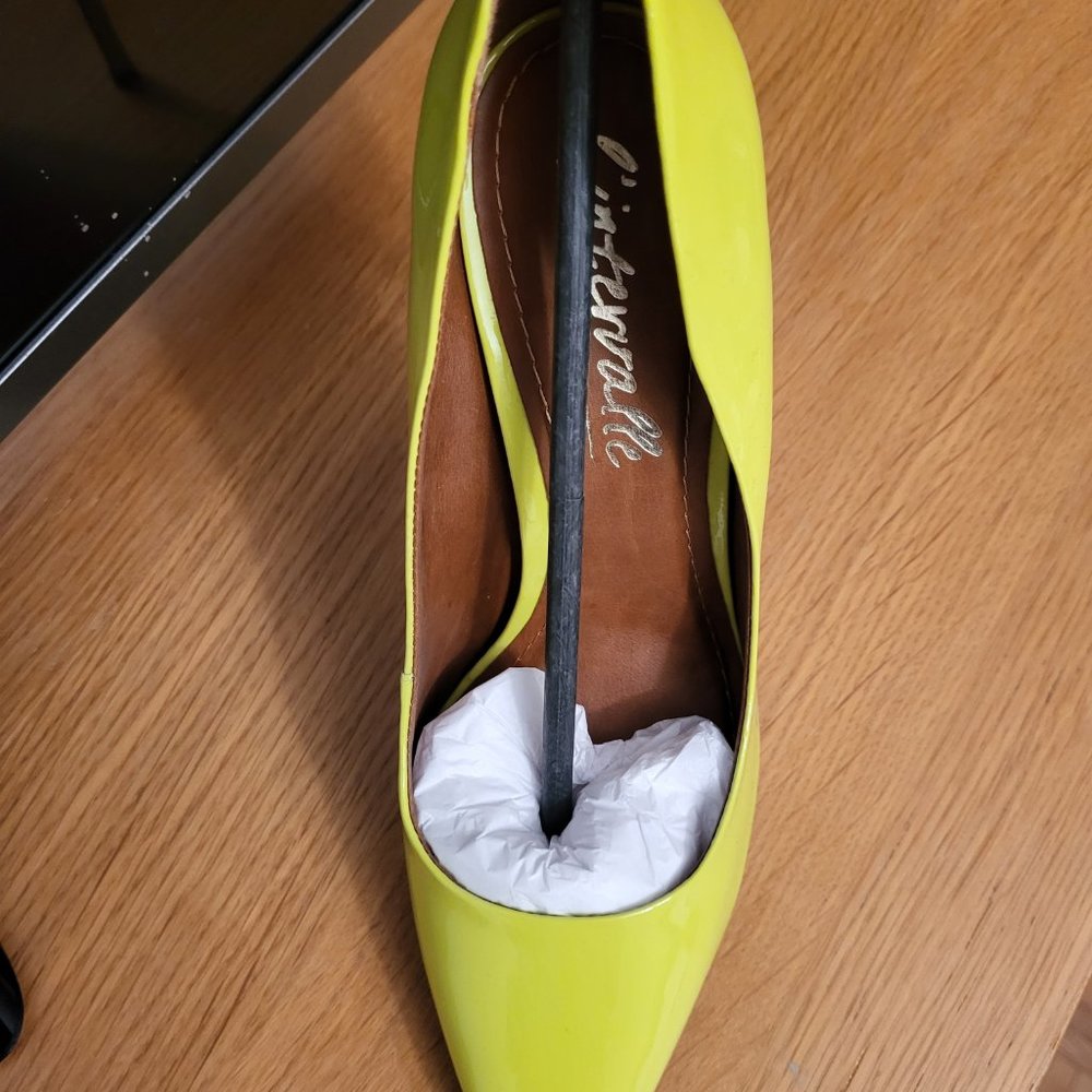L'INTERVALLE YELLOW NEON SHOES - Picture 3 of 6